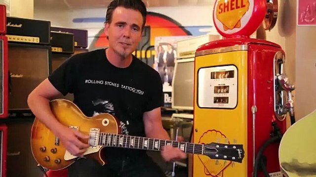 Darin Goldston plays a Gibson Les Paul 1959 Standard at Rumble Seat Music Southwest in Albuquerque, NM, USA [Rumber Seat Music]