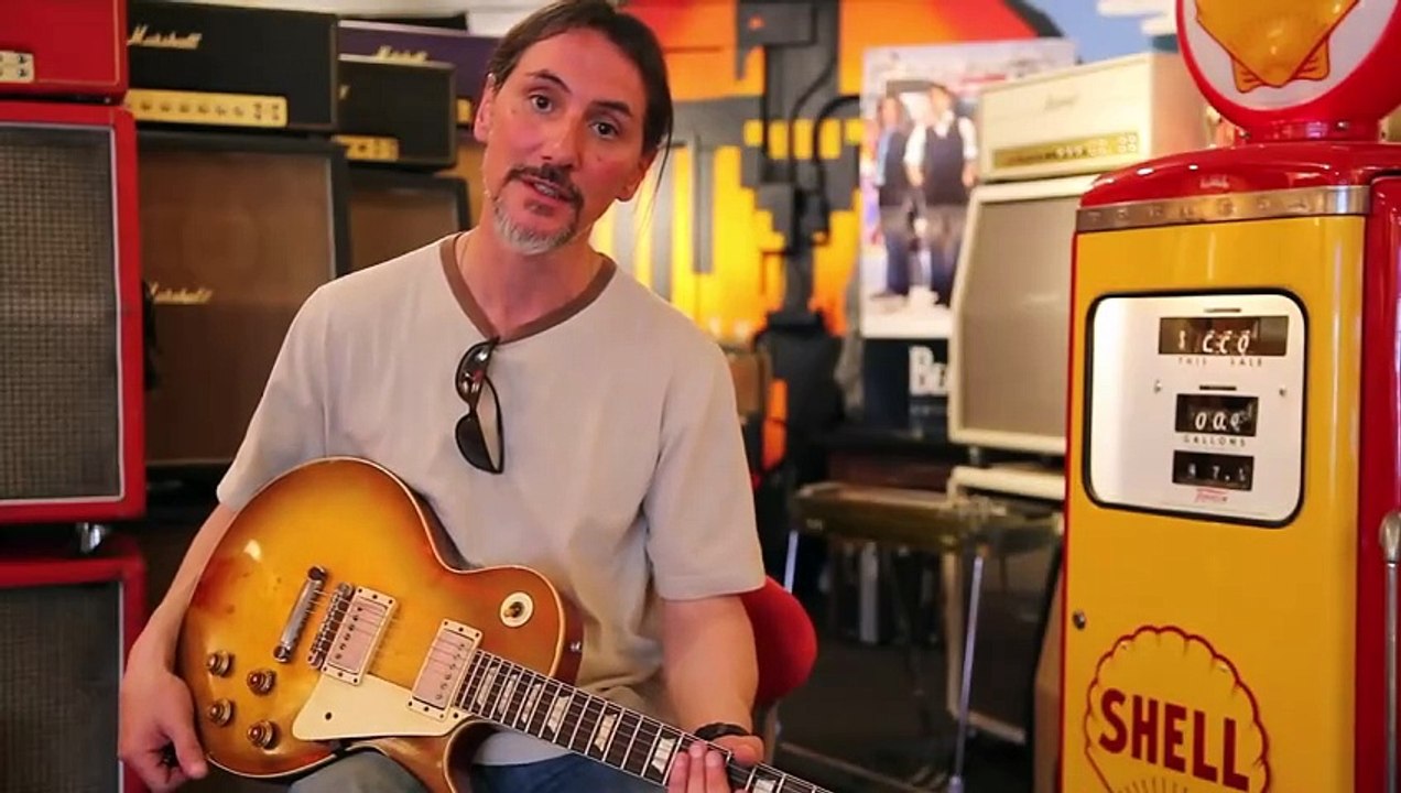 Marc Diglio plays a Gibson Les Paul 1959 Standard at Rumble Seat Music Southwest in Albuquerque, NM, USA [Rumber Seat Music]