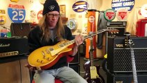 Mike Hickey plays a Gibson Les Paul 1959 Standard at Rumble Seat Music Southwest in Albuquerque, NM, USA [Rumber Seat Music]