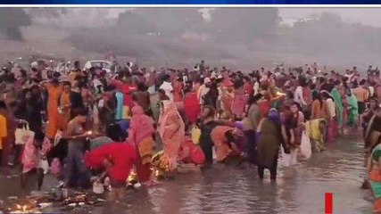 आस्था: कार्तिक पूर्णिमा पर उमड़ा श्रद्धालुओं का जनसैलाब, भागलपुर में भक्तिमय हुआ माहौल