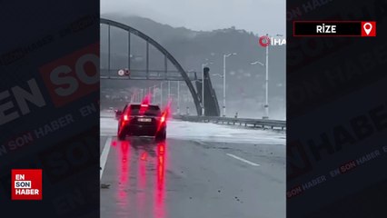 Rize'de fırtına! Dalgalar karaya ulaştı