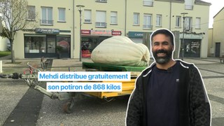 Mehdi distribue gratuitement son potiron de 868 kilos