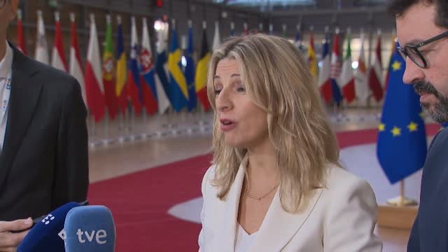 Yolanda Díaz dice sentirse muy orgullosa del papel del Gobierno en la guerra de Gaza