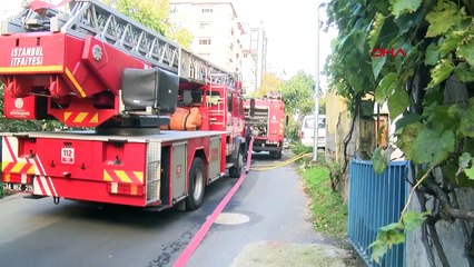 Kadıköy'de Kundaklama Sonucu Yangın Çıktı