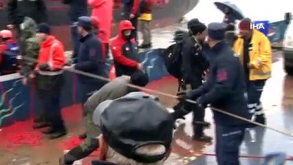 Kuru yük gemisi karaya oturdu