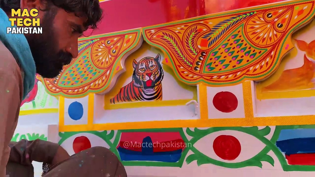 Exploring the Vibrant World of Pakistan's Truck Art Masterpieces ...
