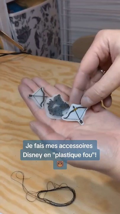 Je fais mes accessoires Disney en plastique fou! 
