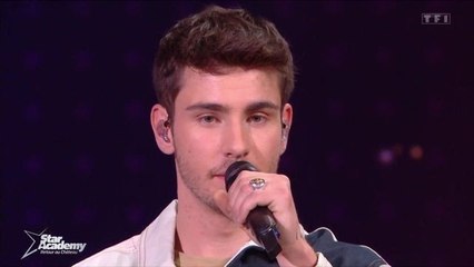 Les fans de la "Star Academy" sous le charme de la copine de Julien