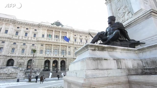 Crosetto: Toghe fanno opposizione . Anm: Fake news che fa male