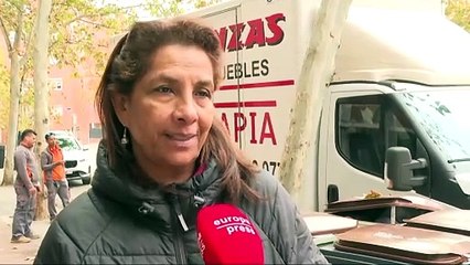 Conmoción y "mucho dolor" en Carabanchel (Madrid) tras el asesinato de una madre y su hija
