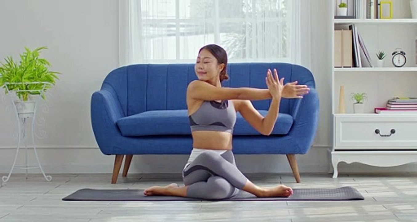 1-Min Yoga & Workout Wisdom  Video 20 #viral #viralvideo #youtube #yoga #beautiful #shorts