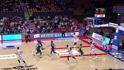 '허웅 21득점' KCC, 안방에서 연패 탈출 / YTN