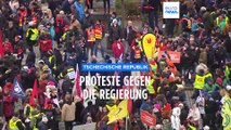 Proteste gegen Sparkurs der Regierung in Tschechien