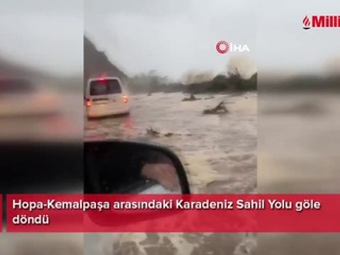 Hopa-Kemalpaşa arasındaki Karadeniz Sahil Yolu göle döndü