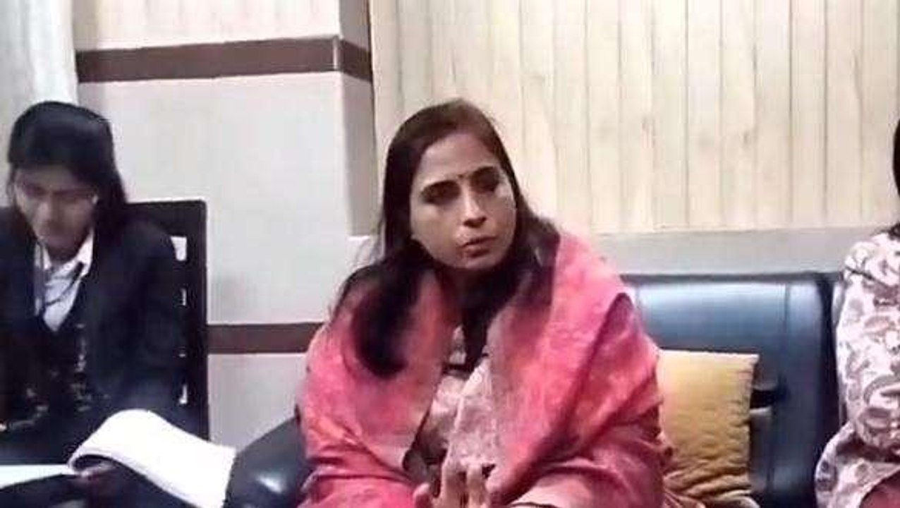उन्नाव: 18 छात्राओं से अश्लील हरकतें करने वाला हेडमास्टर हुआ गिरफ्तार