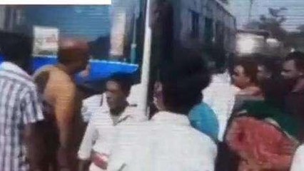 बांका: देवघर जा रही चलती बस में लगी आग, मची अफरातफरी, देखें वीडियो