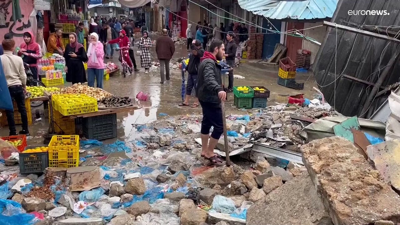 وسط حالة من القلق والترقب.. غزاويون يحاولون العودة إلى حياتهم الطبيعية ولو لساعات معدودات