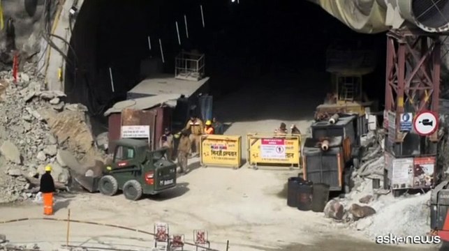 Corsa contro il tempo per salvare gli operai intrappolati nel tunnel