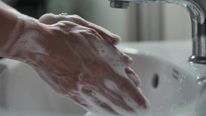 Zwischen Hygiene und Ekel bei fester Seife: So hygienisch ist sie wirklich