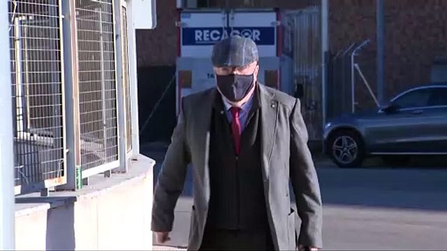 Cospedal reconoce que se reunió con Villarejo pero se desmarca de presiones a Bárcenas