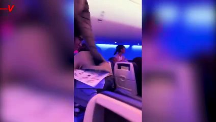 A Man Jumped Out a Plane’s Emergency Exit in New Orleans