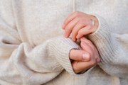 Prendre soin de ses mains en hiver : astuces indispensables contre le froid !