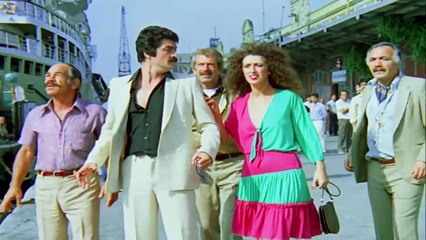 Görgüsüzler (1982) - Adile Naşit