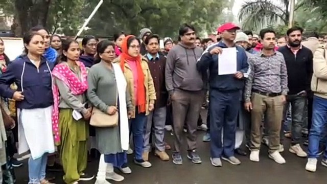 video story- पटवारी हत्याकांड: एसडीएम, तहसीलदार पर कार्रवाई व रेत माफिया की संपत्ति नष्ट किए जाने की मांग