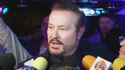 Arturo Peniche cuenta cómo está tras ser operado de emergencia y responde a las críticas por cantar