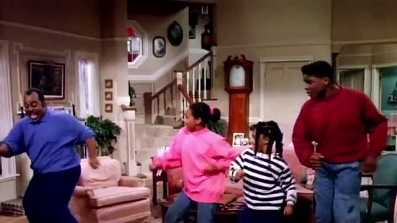 Alle unter einem Dach S02E05-Mit dem Kombi durch die Wand