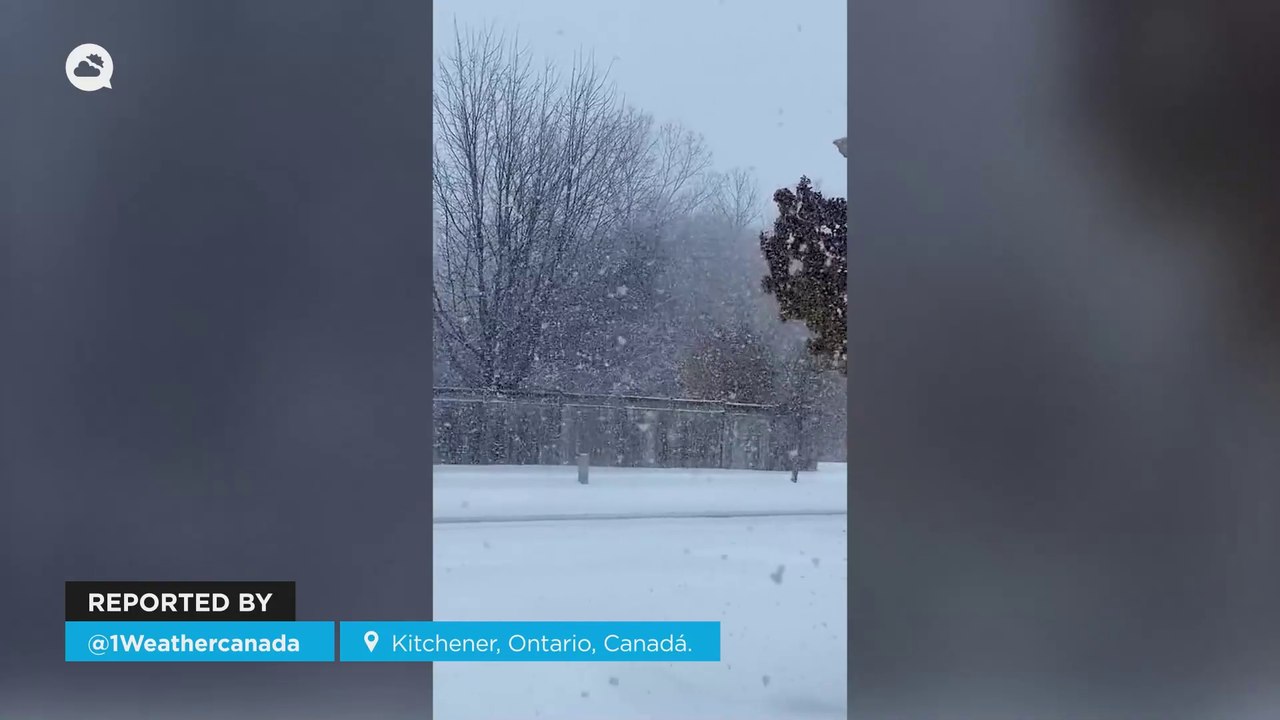 Spectacular snowfall in Ontario, Canada