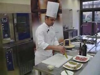 Video Gourmet Recipes: Eggplant and Prosciutto Rolls