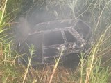 Carro incendiado mobiliza Corpo de Bombeiros em Apucarana