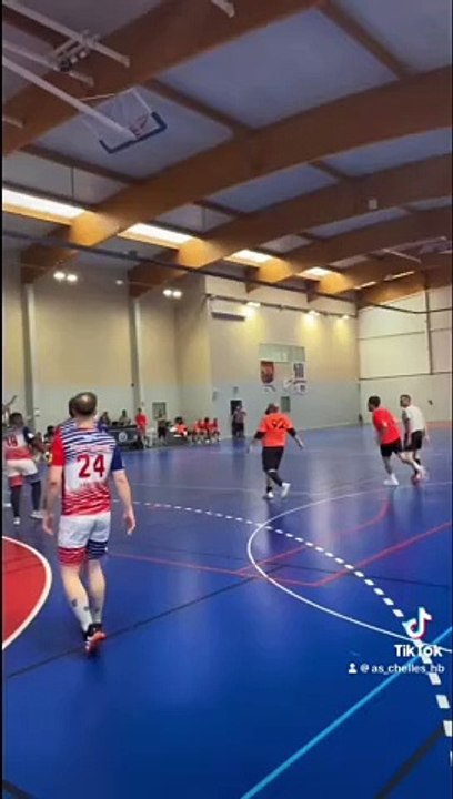 NOS CHAMPIONS