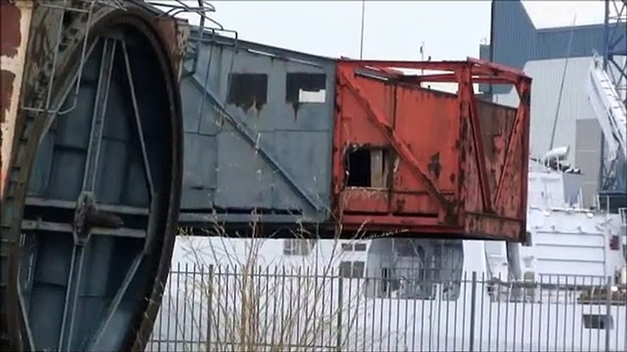 Oude Scheldekraan ligt er troosteloos bij