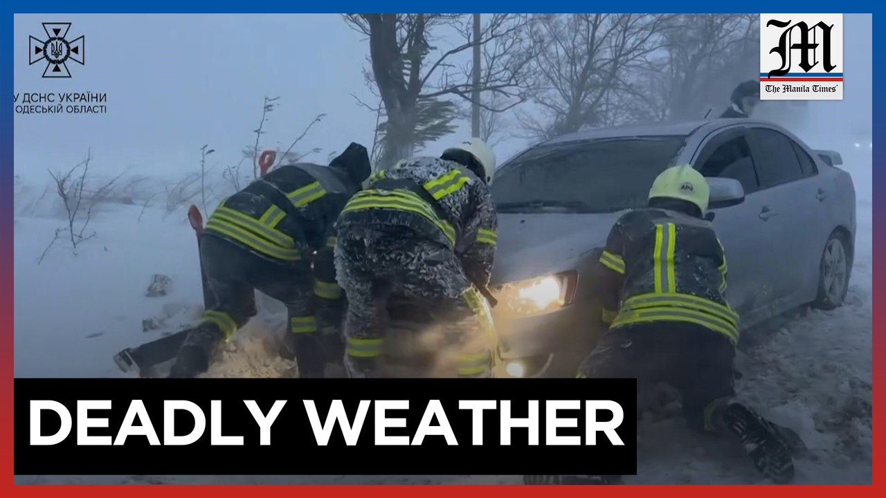 Snow storms leave 10 dead in southern Ukraine as extreme weather hits region