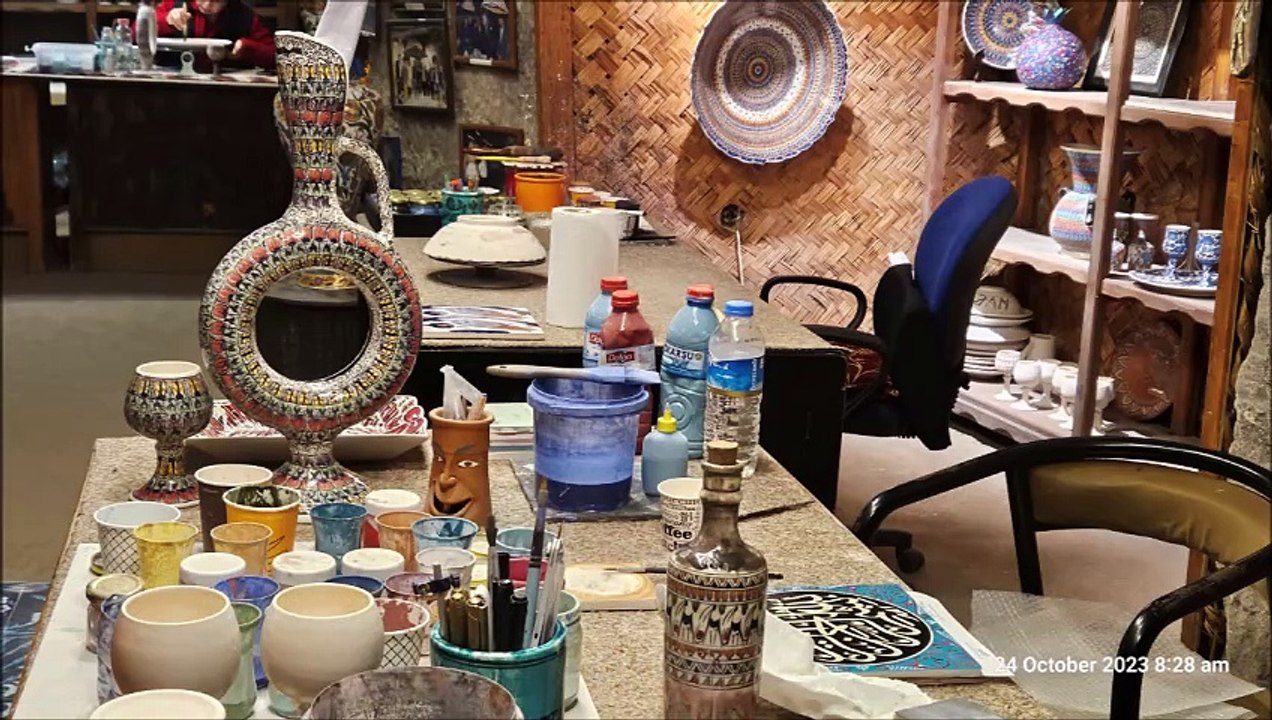 Avanos - Beautiful Artistic Pottery - Sultan's Ceramics, Istanbul - Turkey