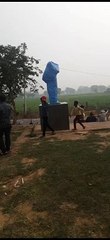 अंबेडकर प्रतिमा खंडित, गांव में हंगामा...!