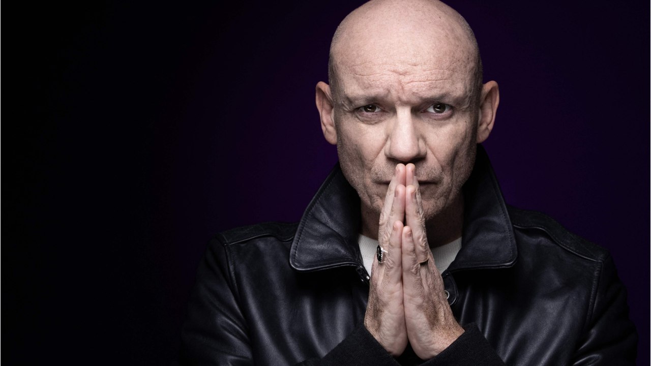 GALA VIDEO - Gaëtan Roussel, le chanteur bientôt au cinéma : “J’ai très très peur”