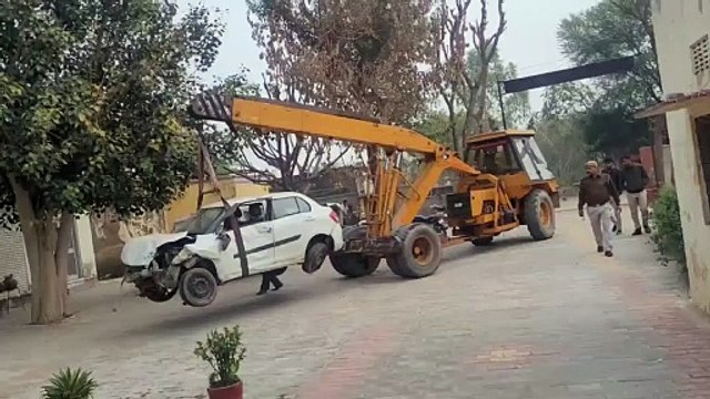 कार पलटी दो जनों की मौत, छह जने घायल