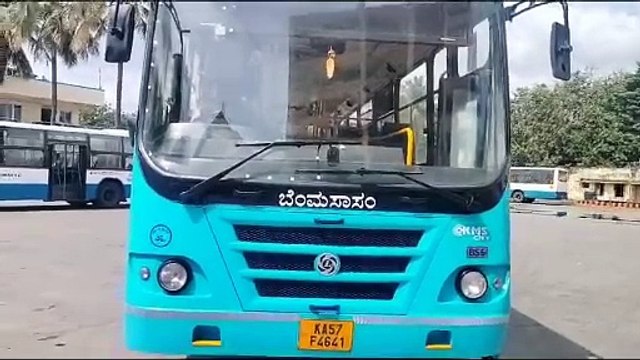 मंत्री ने बताया पैनिक बटन का महत्व