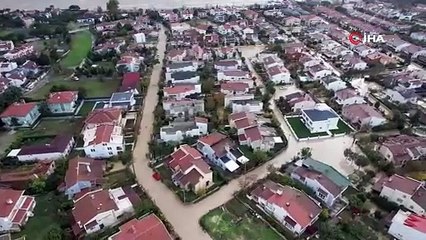 İstanbul göle döndü! Silivri'de sel isyanı