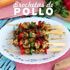 Brochetas de pollo y pimiento