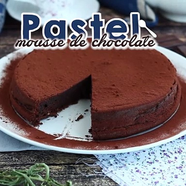Pastel de chocolate negro mousse