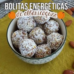 Bolitas energéticas de albaricoque, té verde y coco