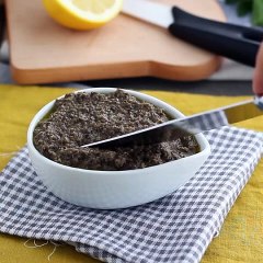 Tapenade rápida (paté de aceitunas negras)