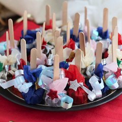 Piruletas de chocolate: chocolate negro + caramelos de toffe