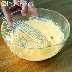 Vasitos de tiramisú con speculoos y caramelo salado