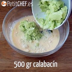 Flan salado de calabacín y pesto - sin gluten