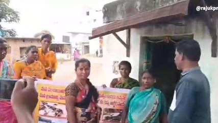 చిత్తూరు జిల్లా: బిక్షాటన చేసిన సర్పంచ్